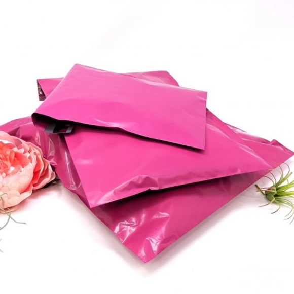 Other - 25 (14” X 17”) Hot Pink Poly Mailers PRICE IS FIRM